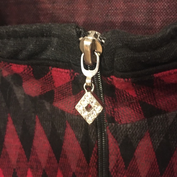 Zippered Blazer or could be worn as a top - Picture 4 of 6